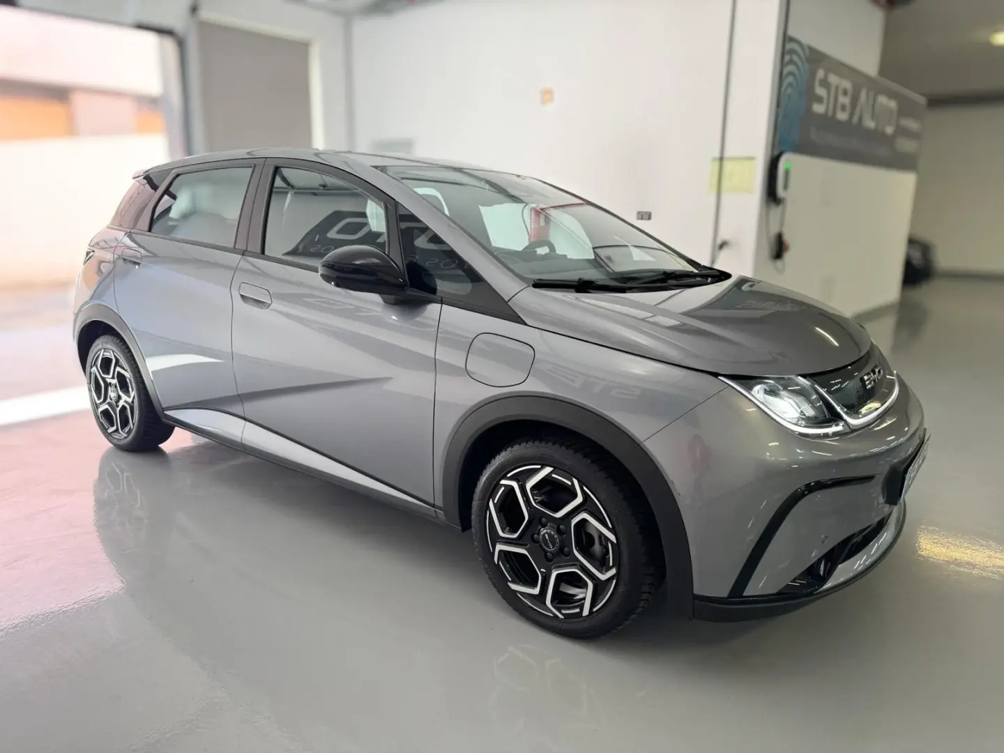 BYD Dolphin 60.4 kWh Comfort 3