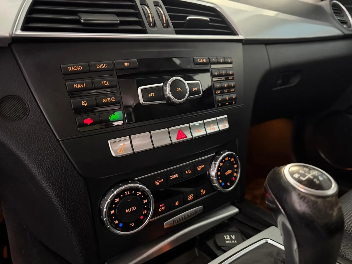 Mercedes-Benz C 220 d Exclusive 12
