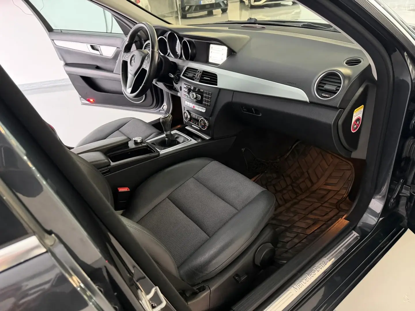 Mercedes-Benz C 220 d Exclusive 22