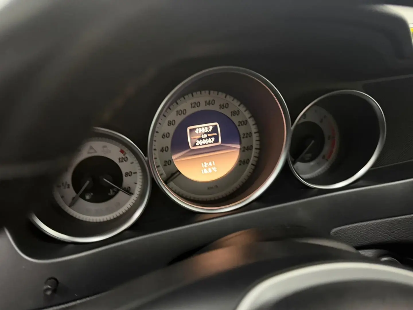 Mercedes-Benz C 220 d Exclusive 27