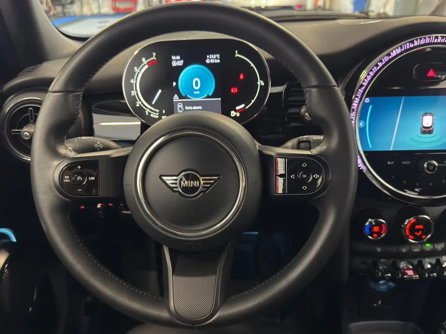 MINI 5 Portas Cooper Auto 21