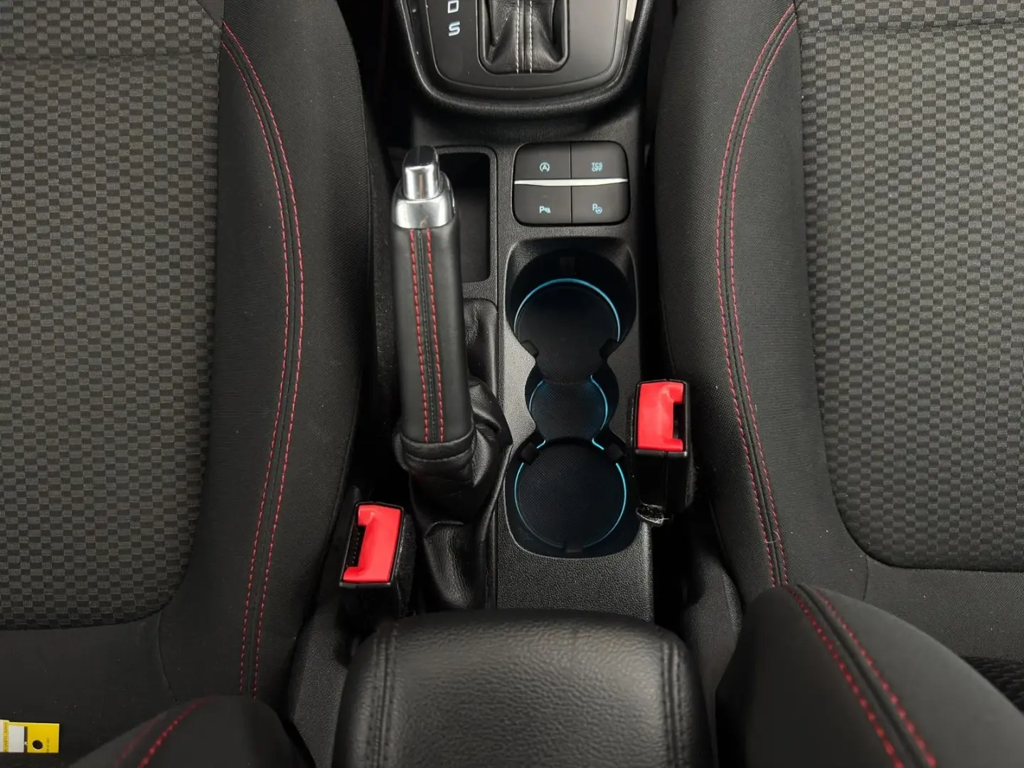 Ford Fiesta ST Line 33