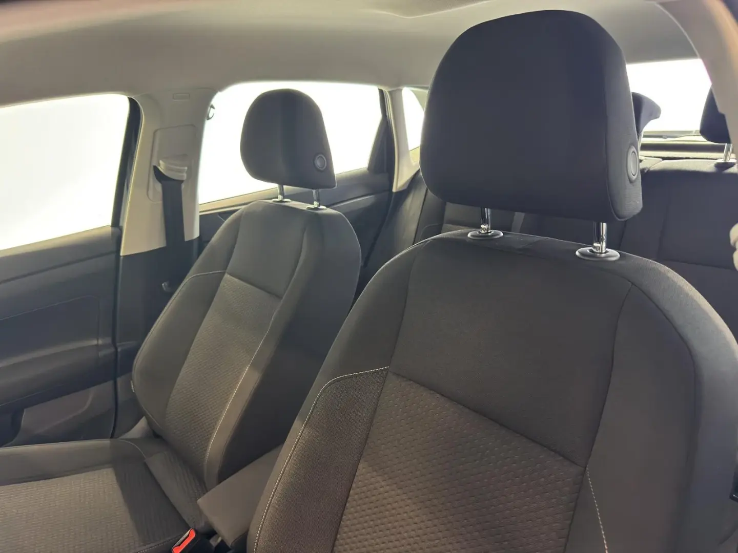 Volkswagen Polo 1.0 TSI Confortline 10