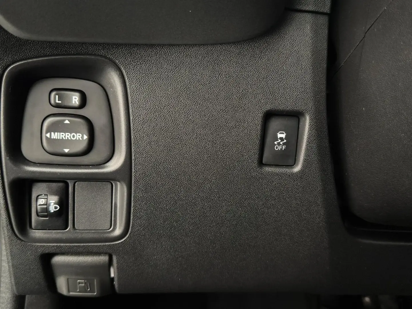 Toyota Aygo 1.0 X-Play Plus MM 25