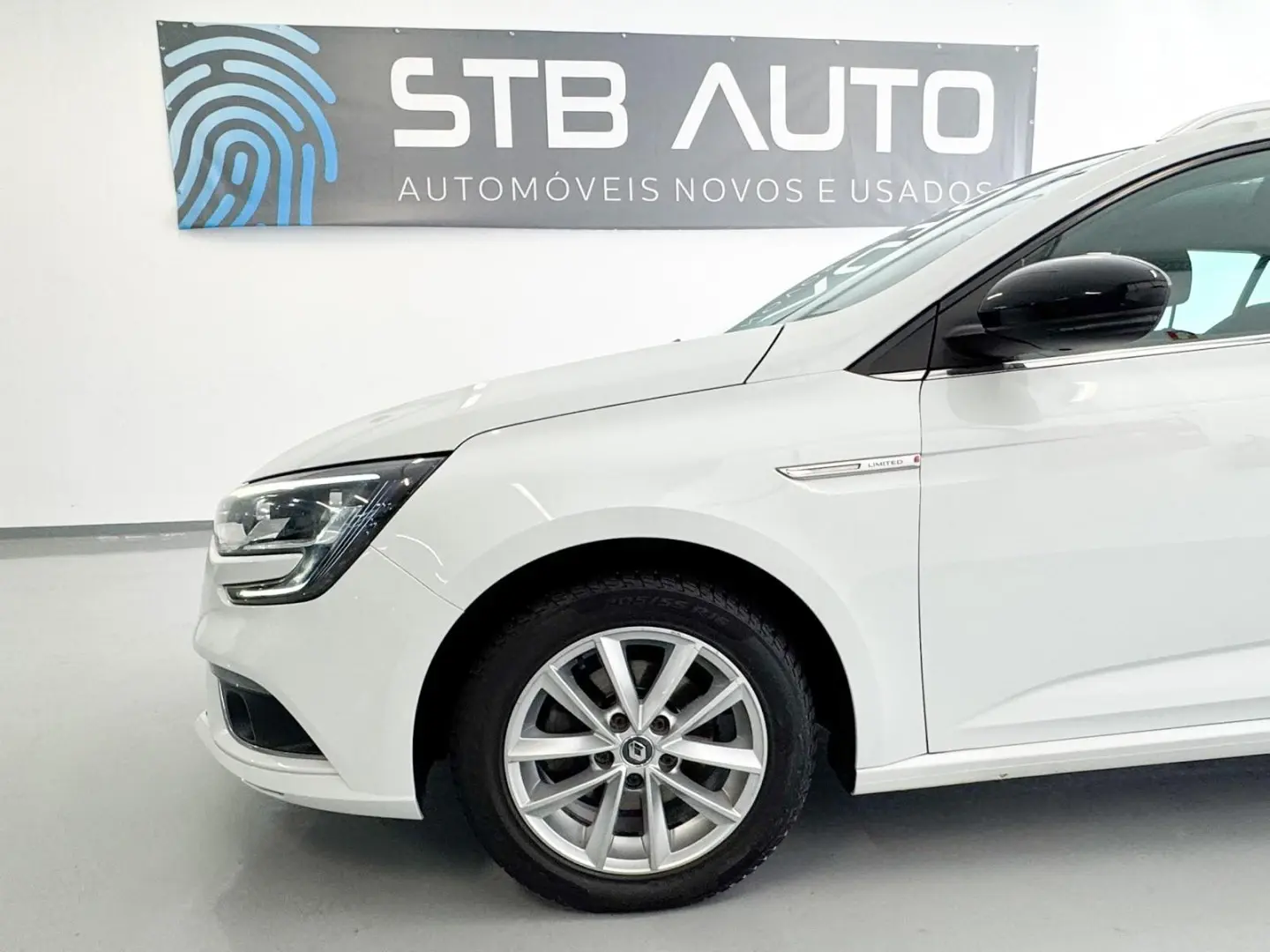 Renault Mégane Sport Tourer 1.5 dCi Limited EDC 23