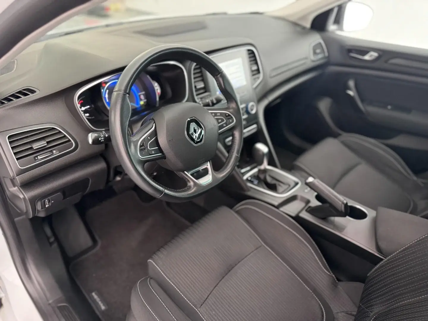 Renault Mégane Sport Tourer 1.5 dCi Limited EDC 37