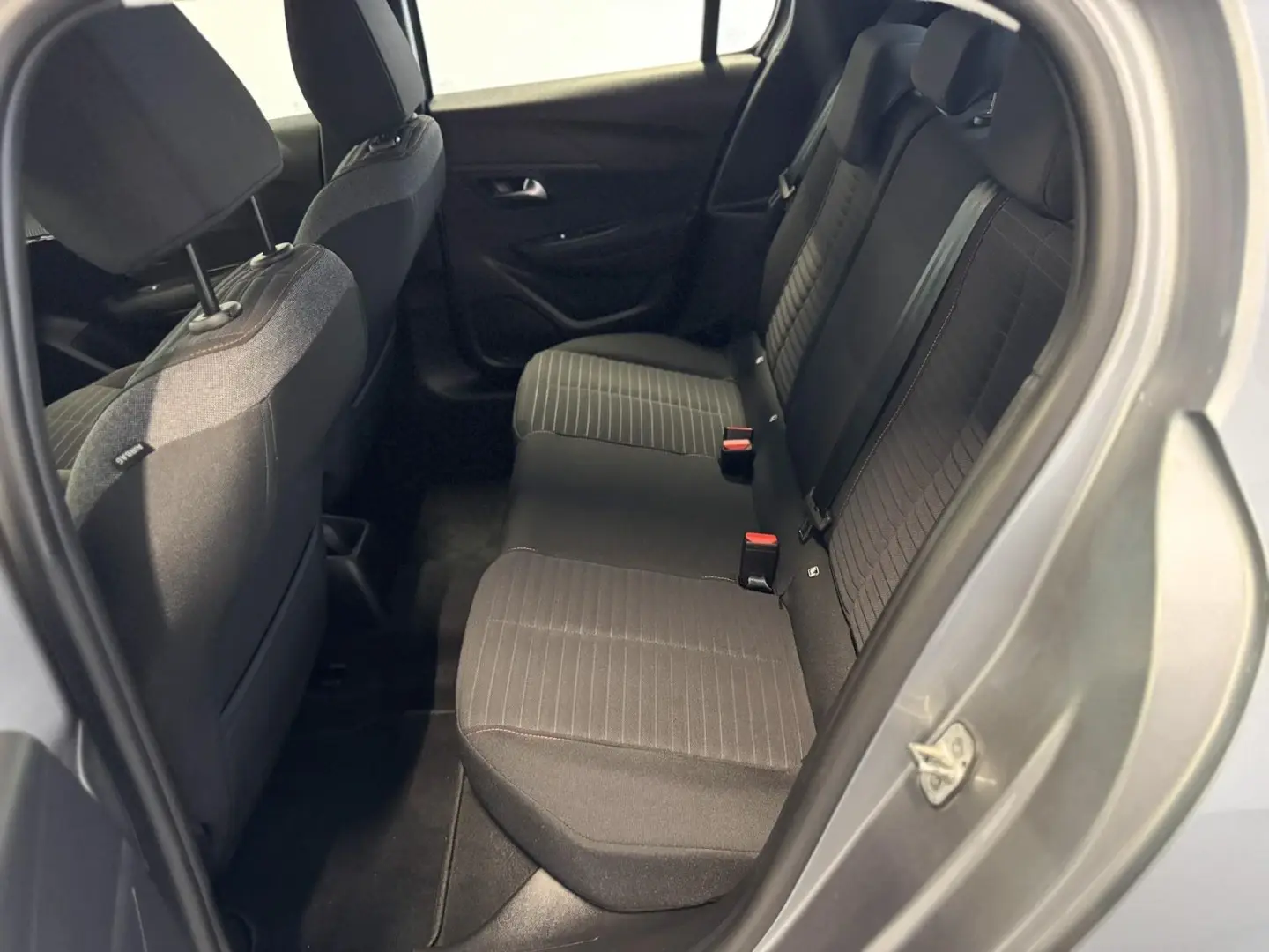 Peugeot 208 1.2 PureTech Active Pack 8
