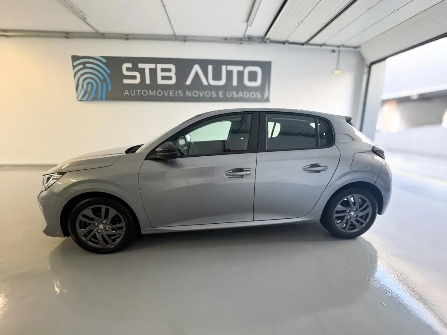 Peugeot 208 1.2 PureTech Active Pack 14