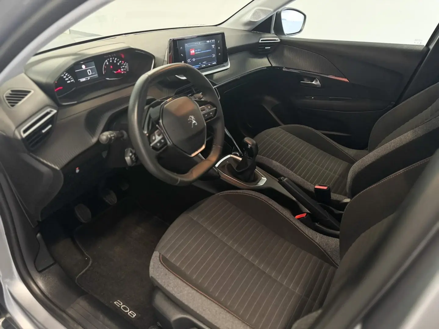 Peugeot 208 1.2 PureTech Active Pack 31