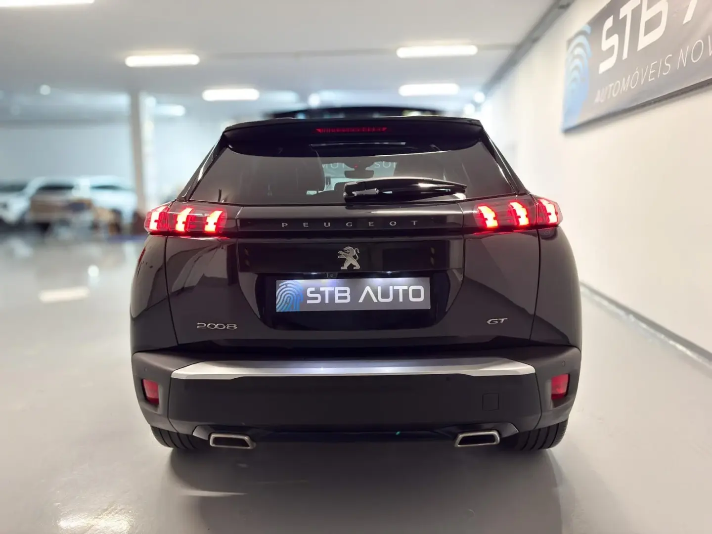 Peugeot 2008 1.2 PureTech GT Pack EAT8 19