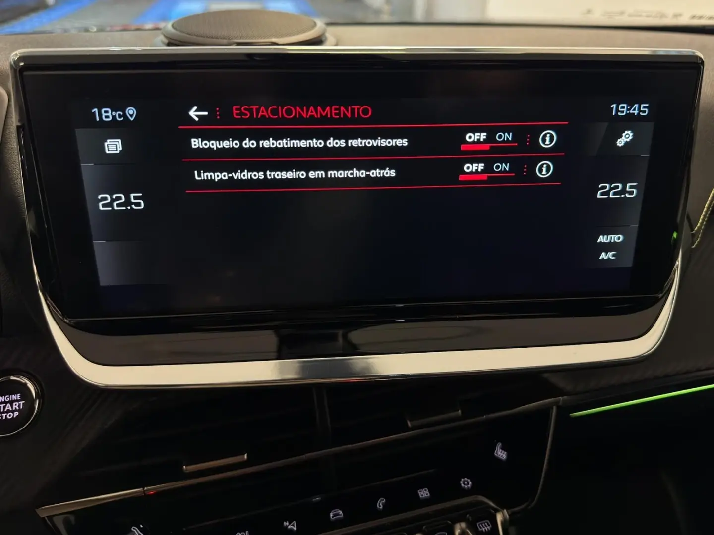 Peugeot 2008 1.2 PureTech GT Pack EAT8 28
