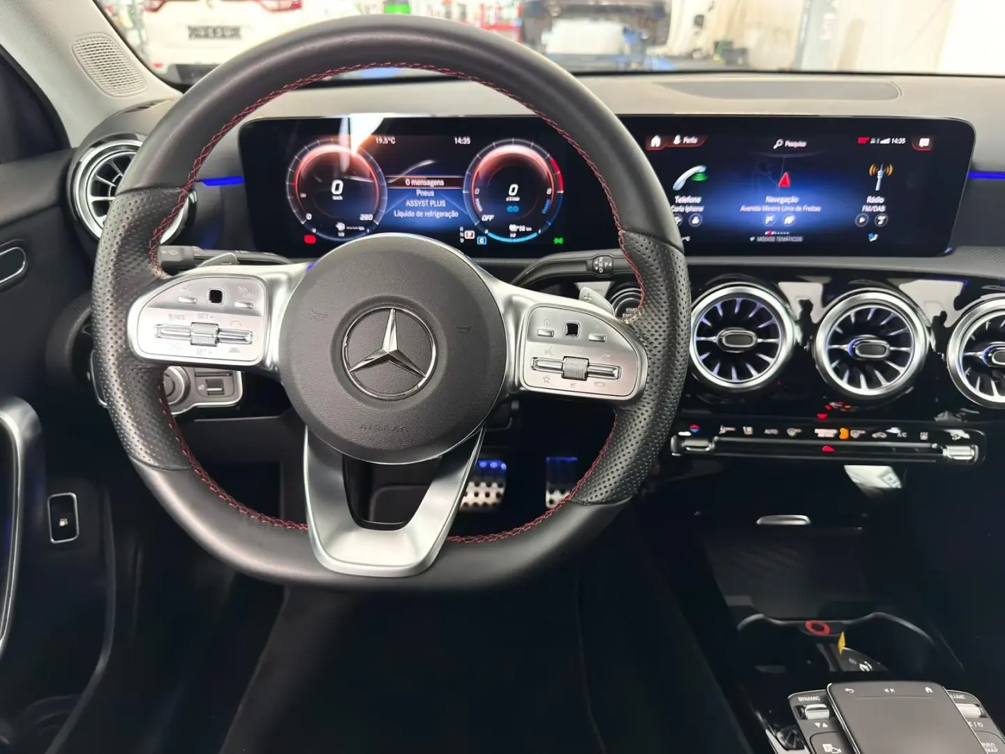 Mercedes-Benz A 250 e AMG Line 36