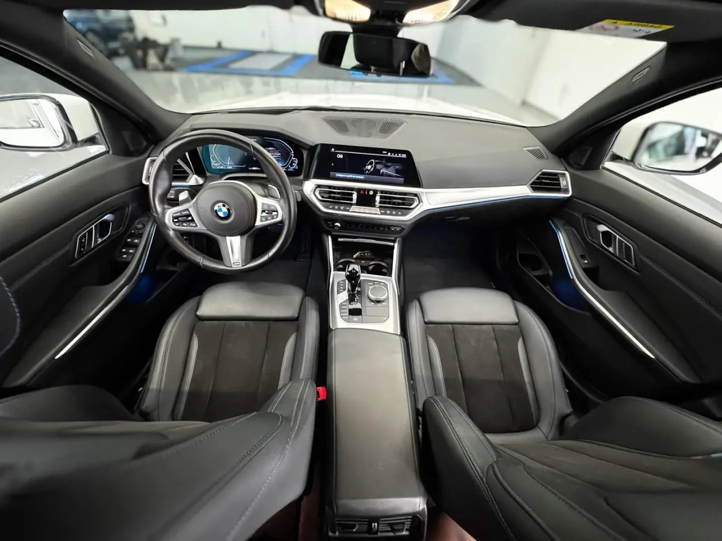 BMW 320 e Touring xDrive Auto Sport 5