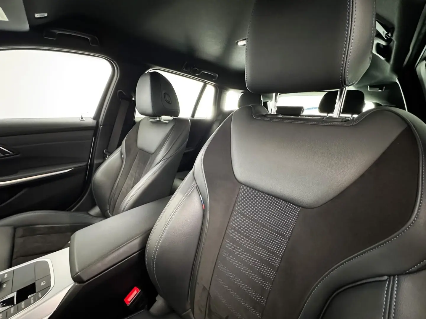 BMW 320 e Touring xDrive Auto Sport 11