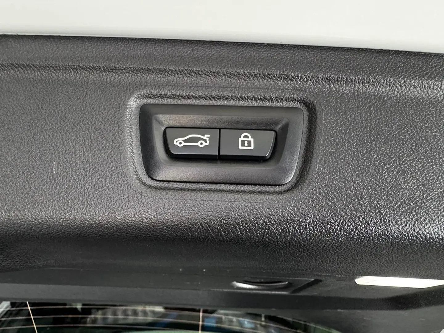 BMW 320 e Touring xDrive Auto Sport 25