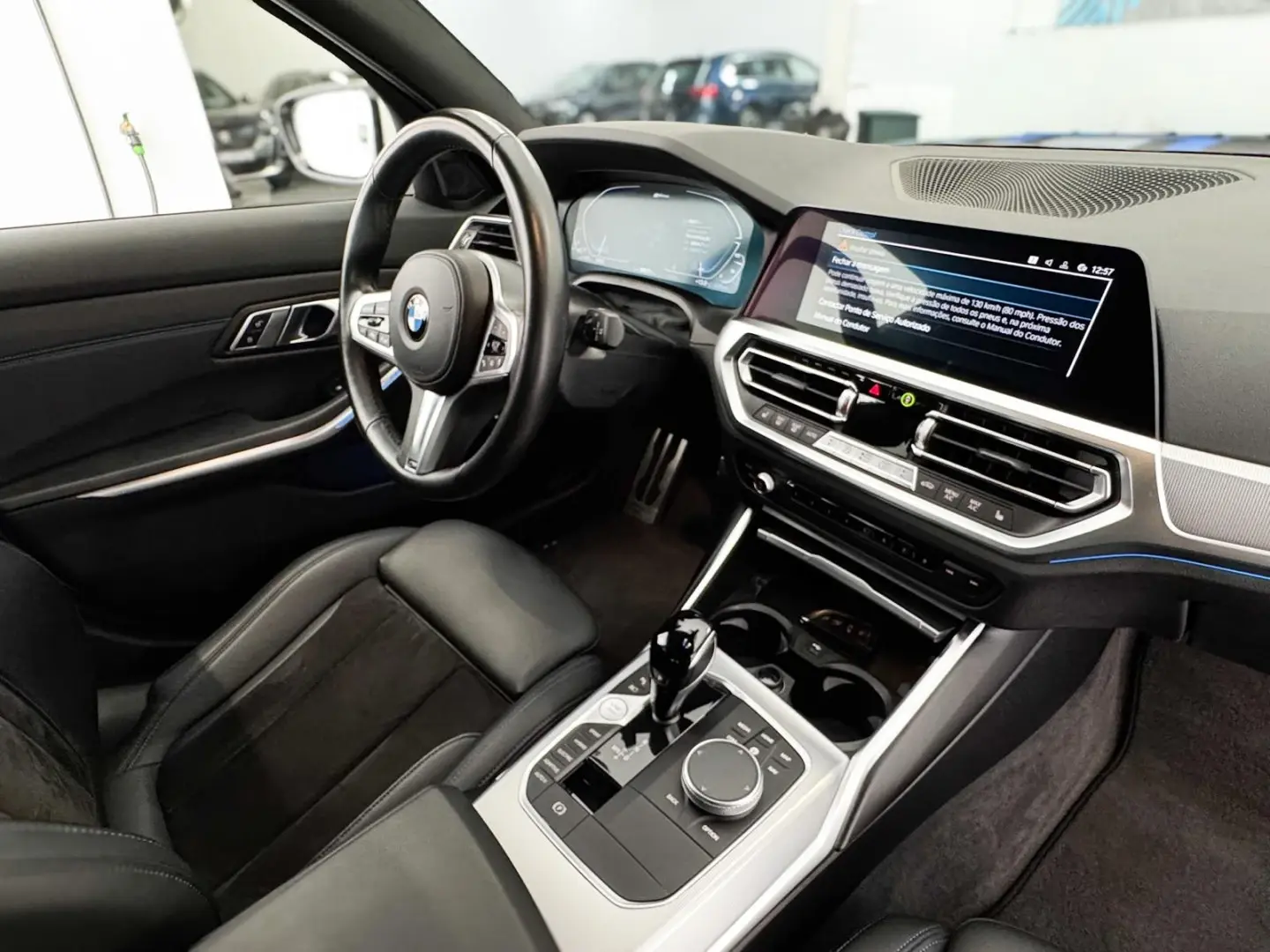 BMW 320 e Touring xDrive Auto Sport 33