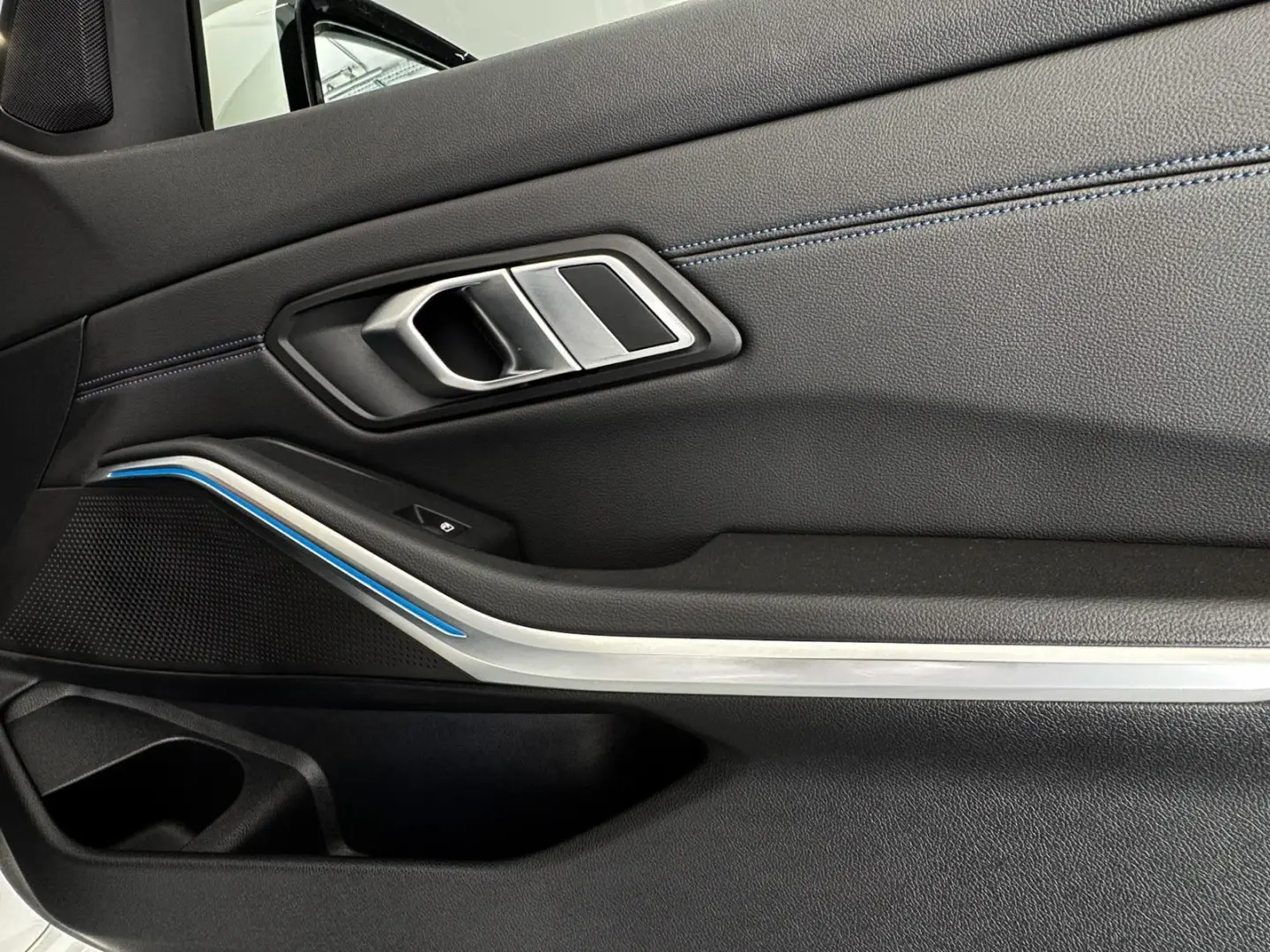 BMW 320 e Touring xDrive Auto Sport 57