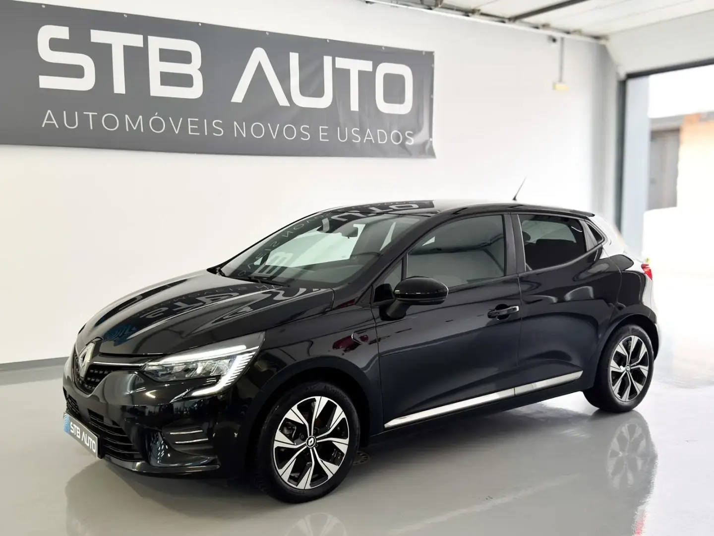 Renault Clio 1.0 TCe Evolution 29