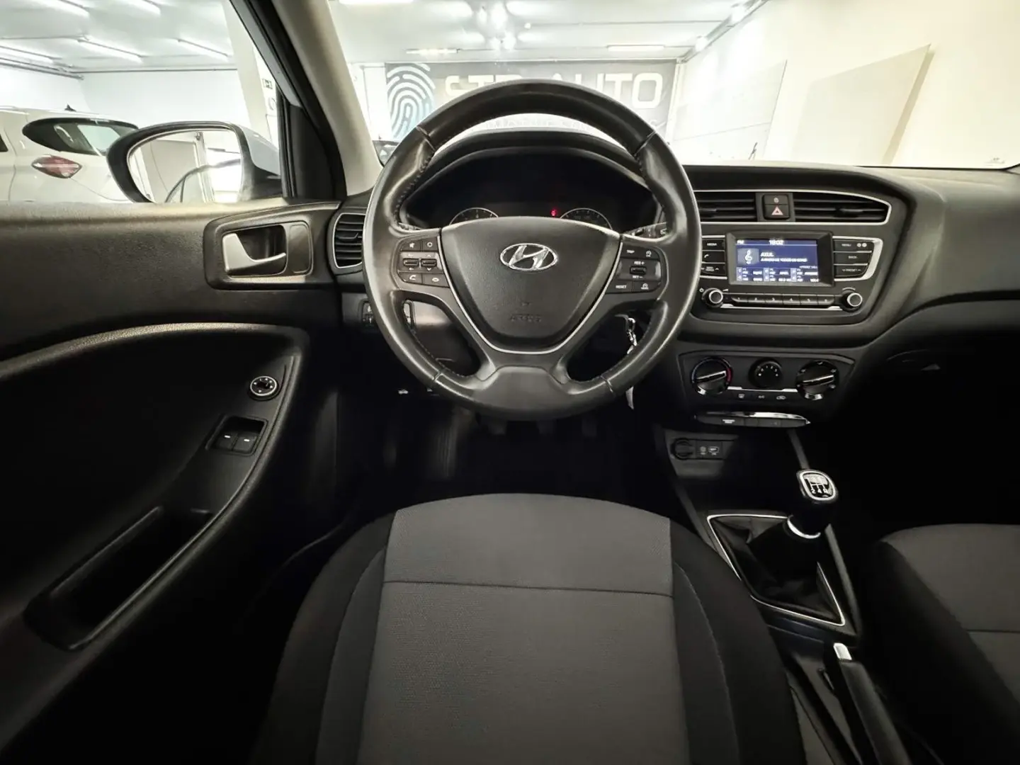 Hyundai i20 1.2 Style Plus 9