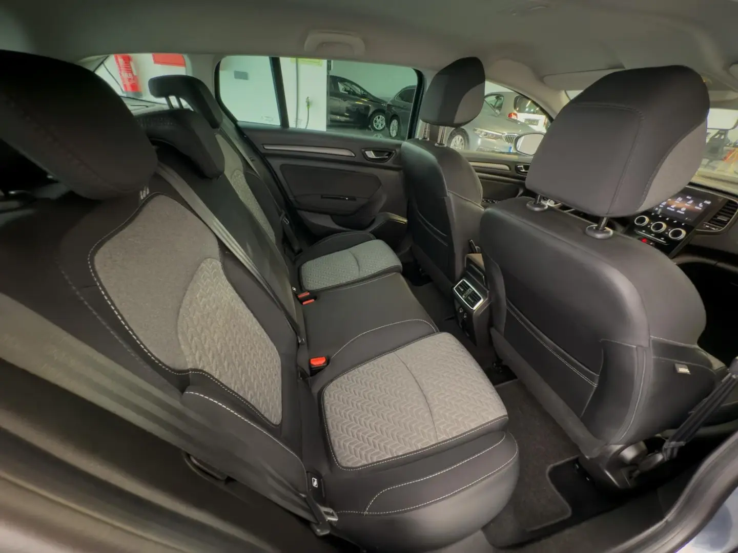 Renault Mégane Sport Tourer 1.5 Blue dCi Limited 8