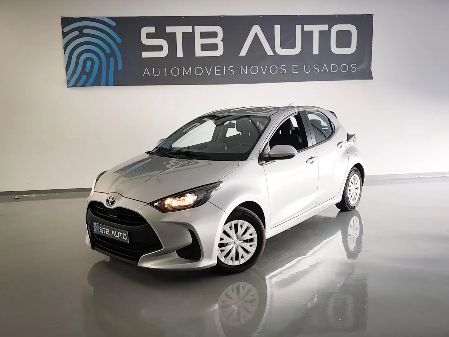 Toyota Yaris 1.5 HDF Comfort Plus 1