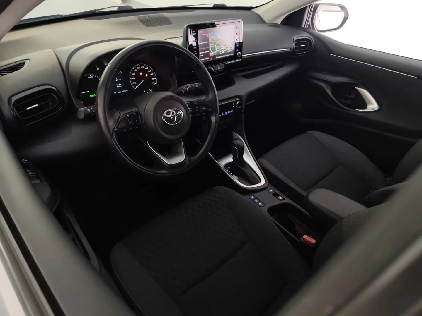 Toyota Yaris 1.5 HDF Comfort Plus 22