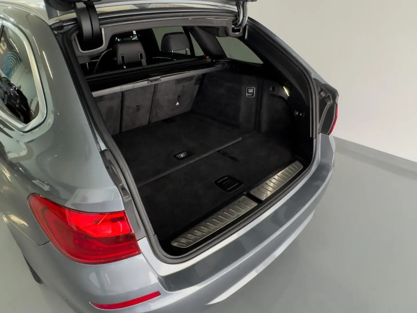 BMW 520 11