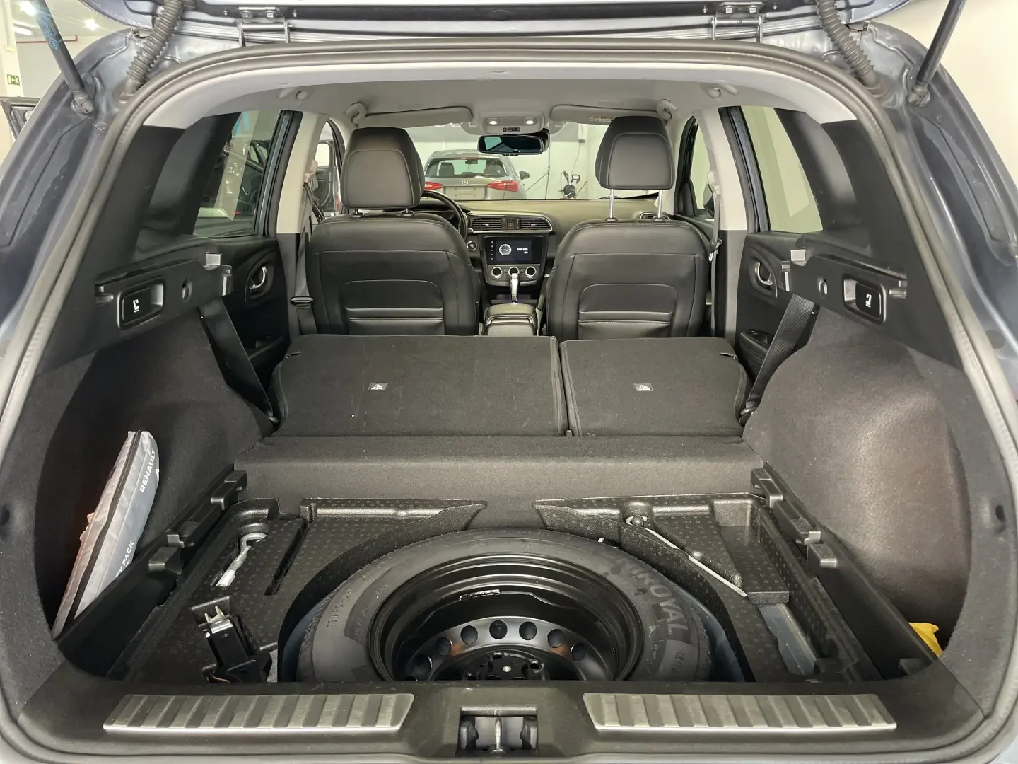 Renault Kadjar 1.5 Blue dCi Intens EDC 11