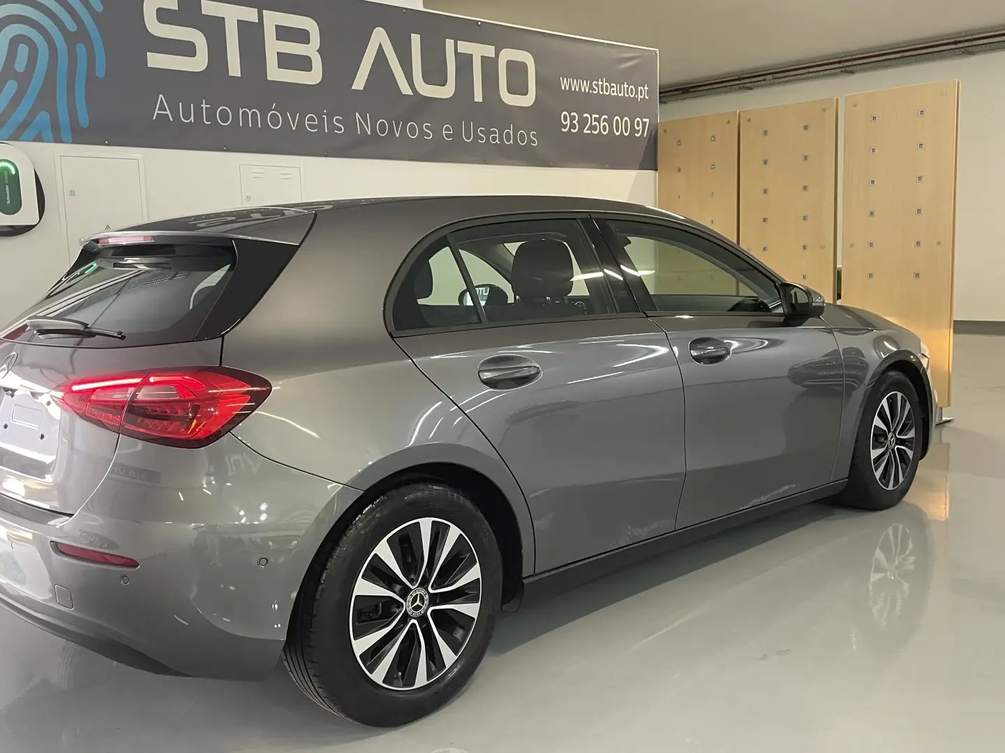 Mercedes-Benz A 160 Style Plus 10