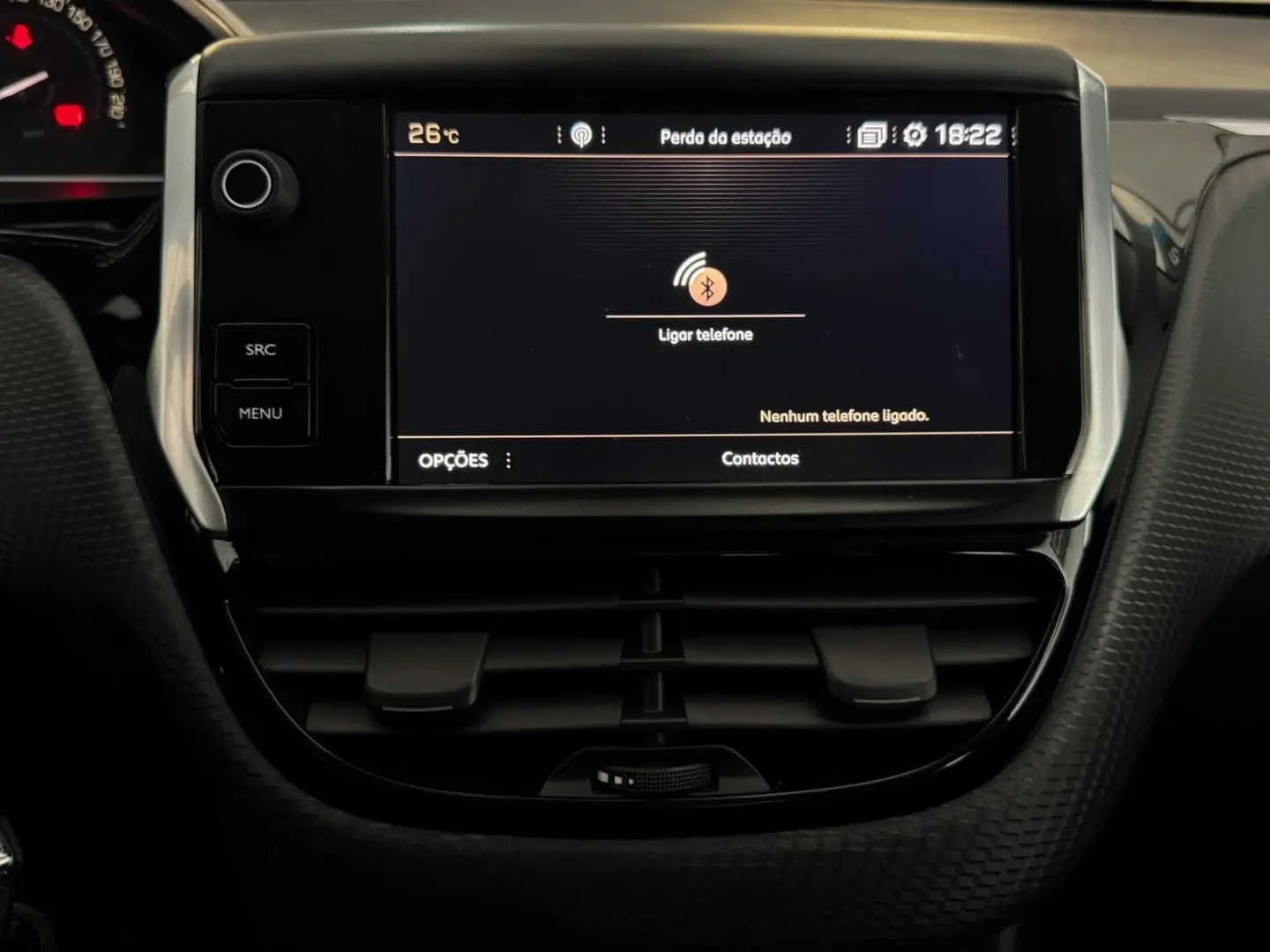 Peugeot 2008 1.2 PureTech Signature 29
