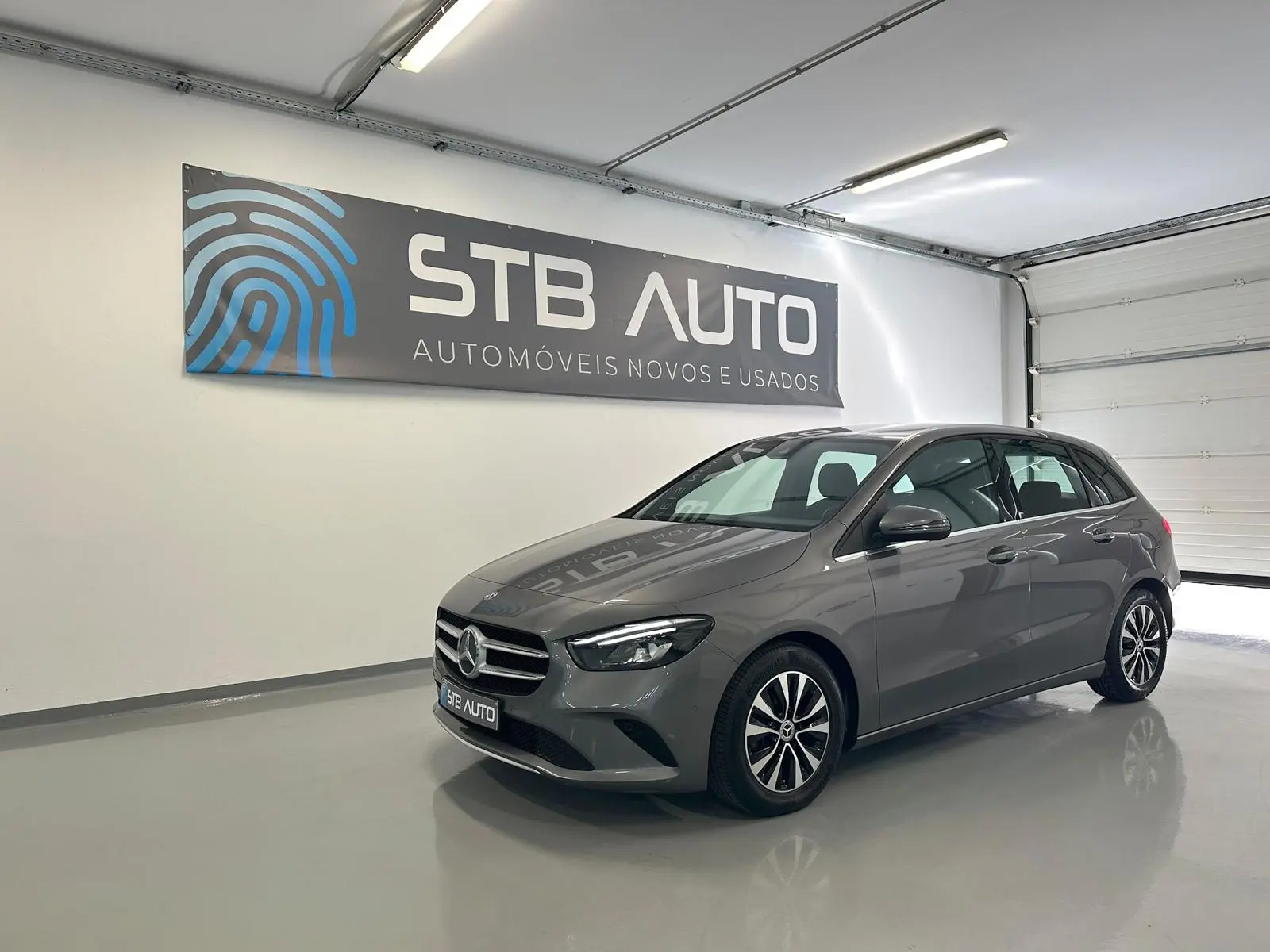 Mercedes-Benz B 180 7G-DCT Progressive 2