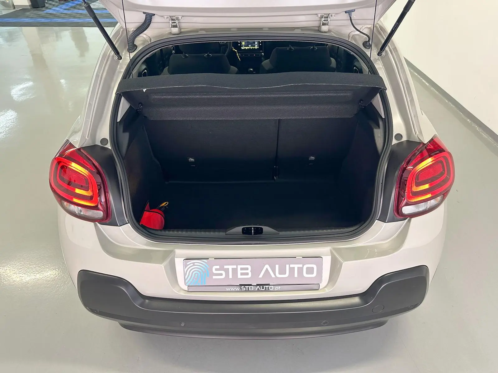 Citroen C3 Pure Tech S&S Feel 17