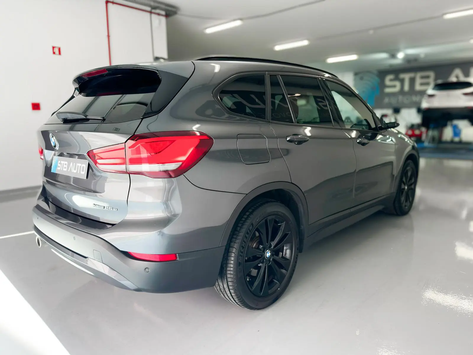 BMW X1 25 e xDrive 10