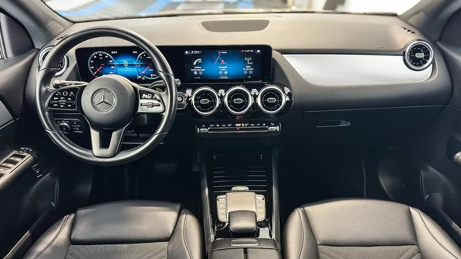 Mercedes-Benz GLA 250 e Progressive 19