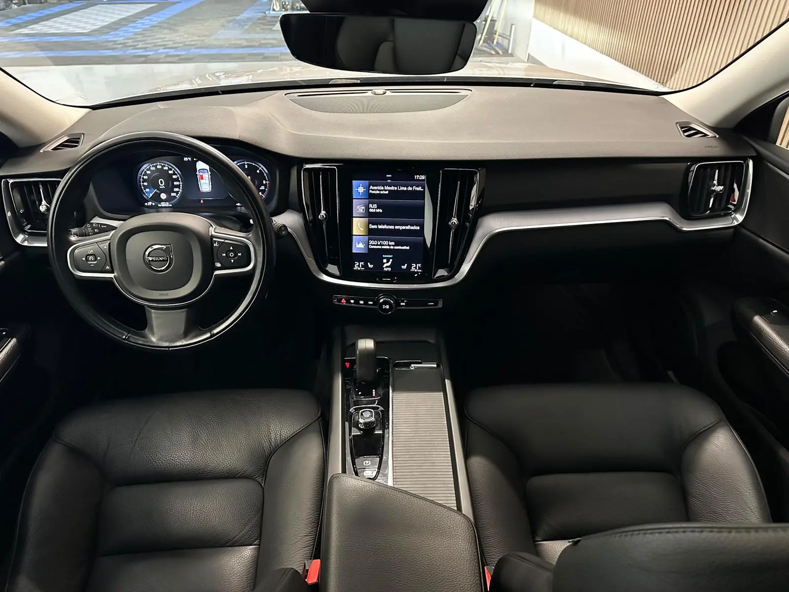 Volvo V60 B4 D Geartronic Momentum Pro 9