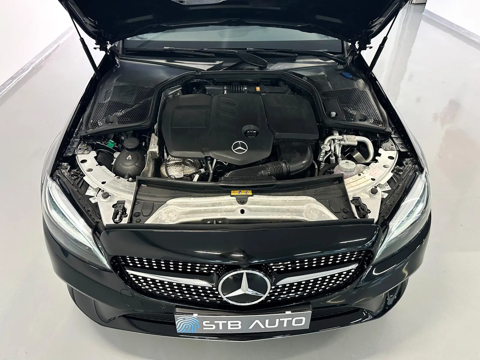Mercedes-Benz C 300 de T 9G-TRONIC Avantgarde 52