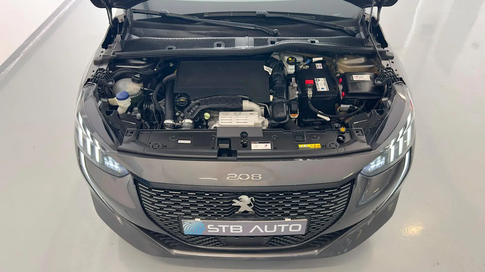 Peugeot 208 1.2 PureTech GT Pack EAT8 43