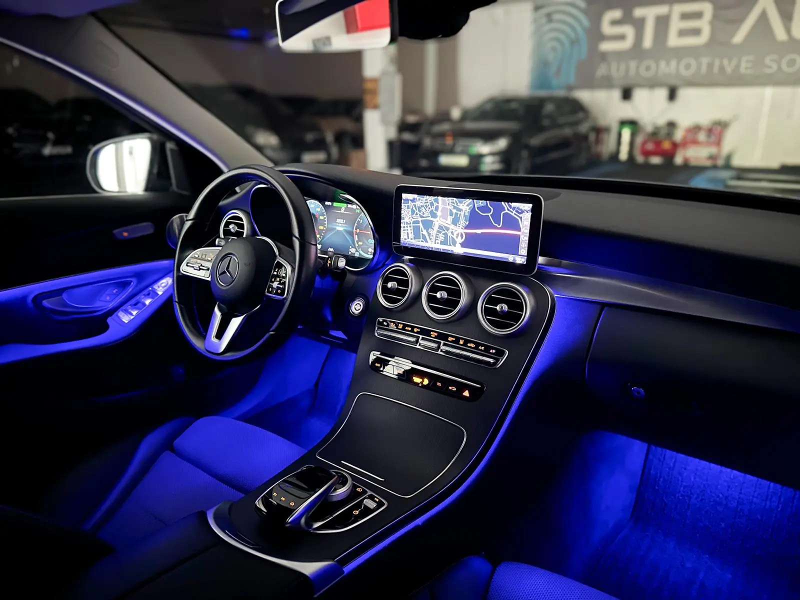 Mercedes-Benz C 300 de T 9G-TRONIC Avantgarde 39
