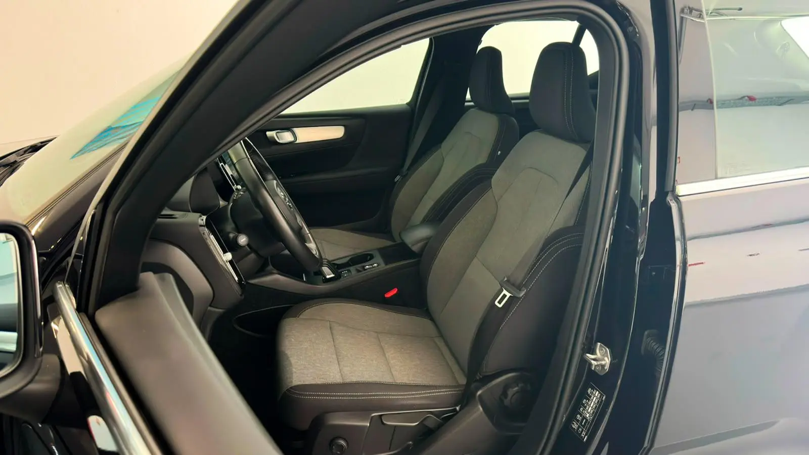 Volvo XC 40 1.5 T5 PHEV Inscription Expression 12
