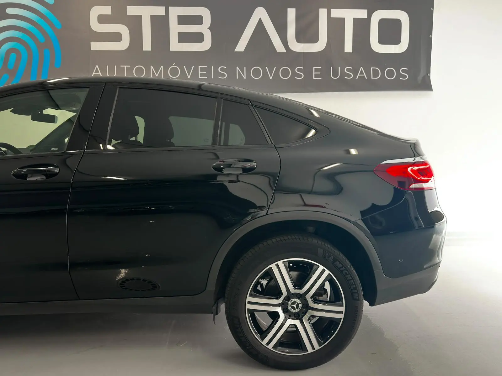 Mercedes-Benz GLC 300 de Coupé 4Matic 21