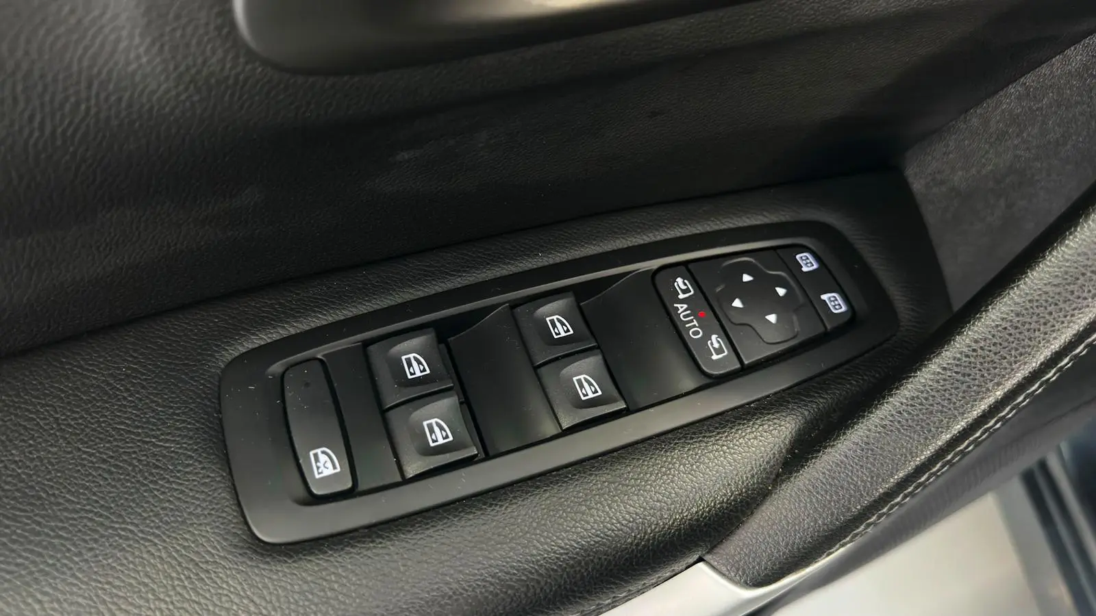 Renault Kadjar 1.5 Blue dCi Intens EDC 28