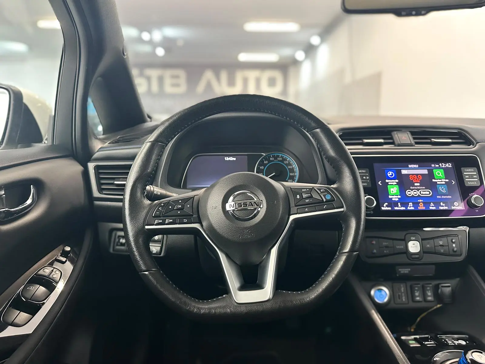 Nissan Leaf 62 kWh e+ N-Connecta 13
