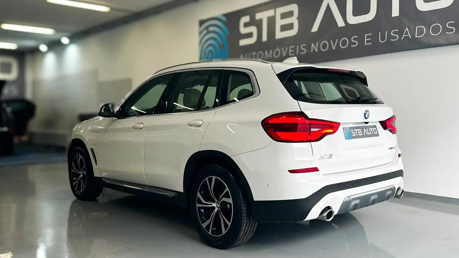 BMW X3 30 e xDrive Line Luxury 19