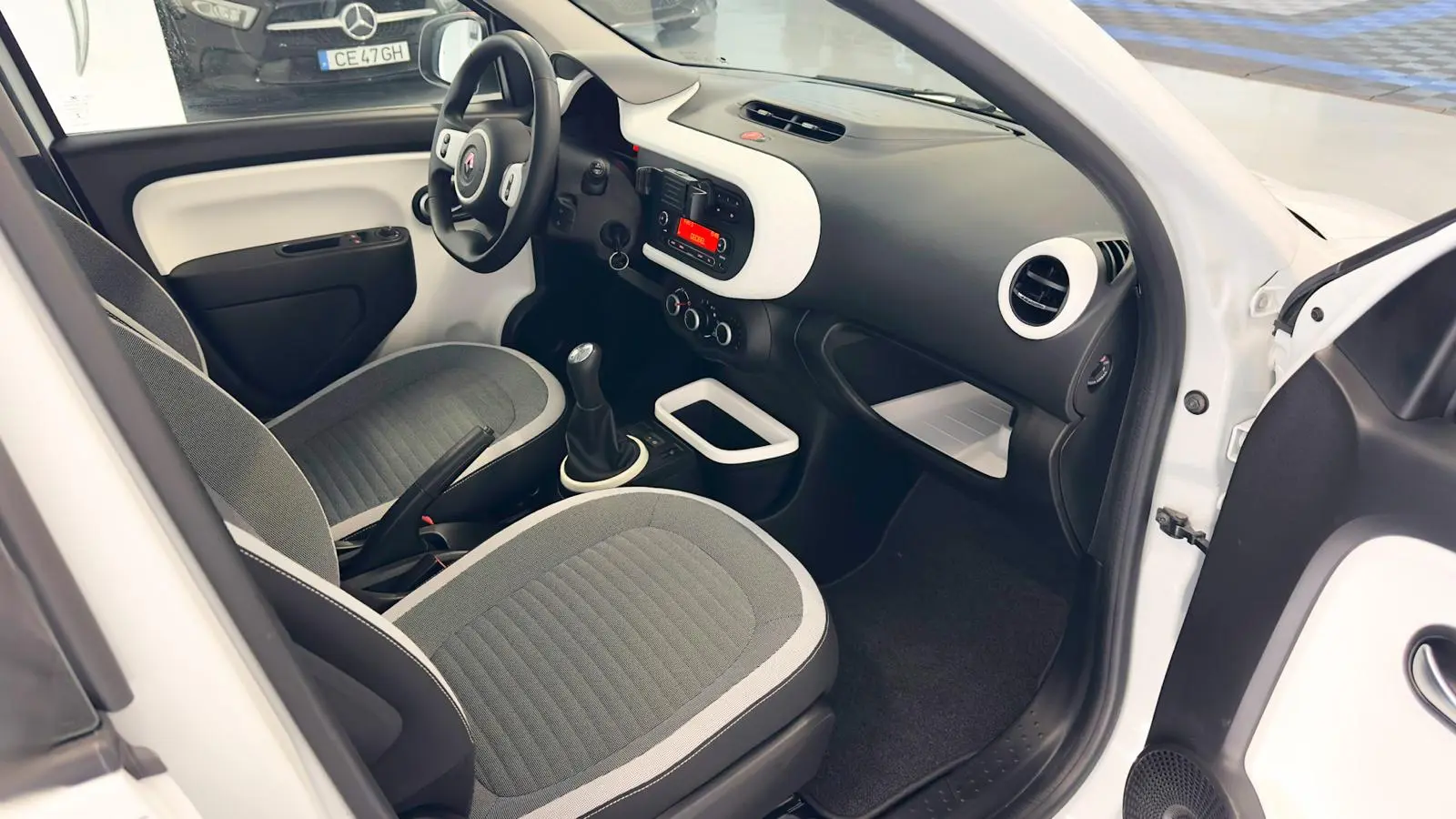 Renault Twingo 1.0 SCe Limited 8