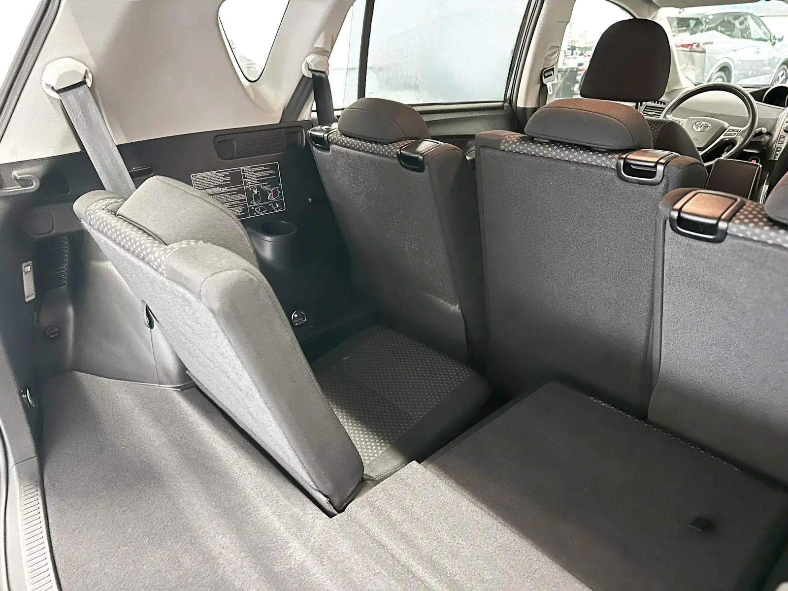 Toyota Verso 2.0 D-4D Energy 11