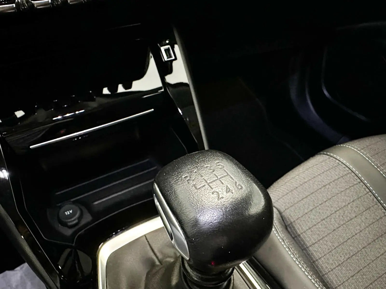 Peugeot 2008 PureTech 130 Stop&Start Allure 35