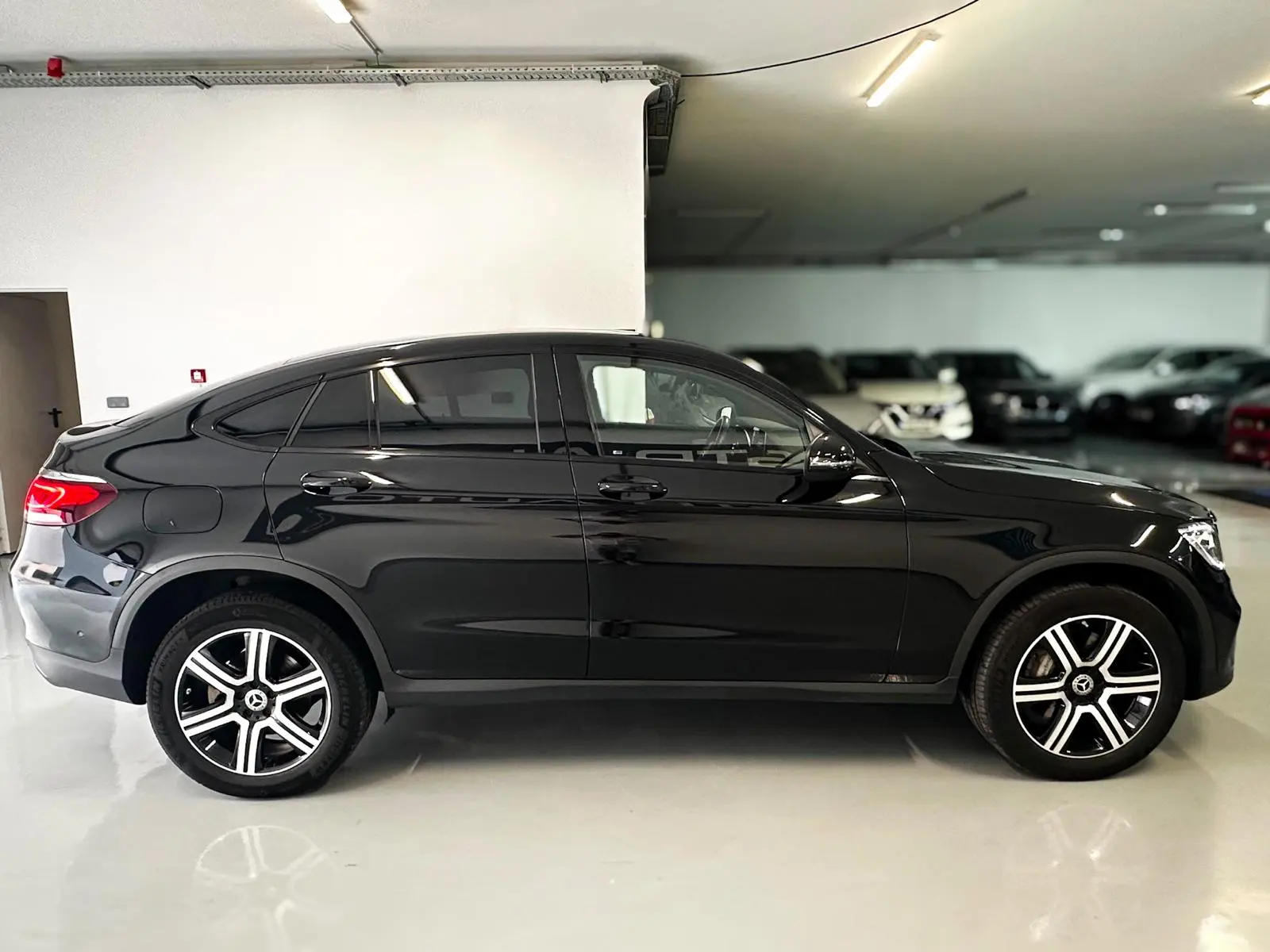 Mercedes-Benz GLC 300 de Coupé 4Matic 5