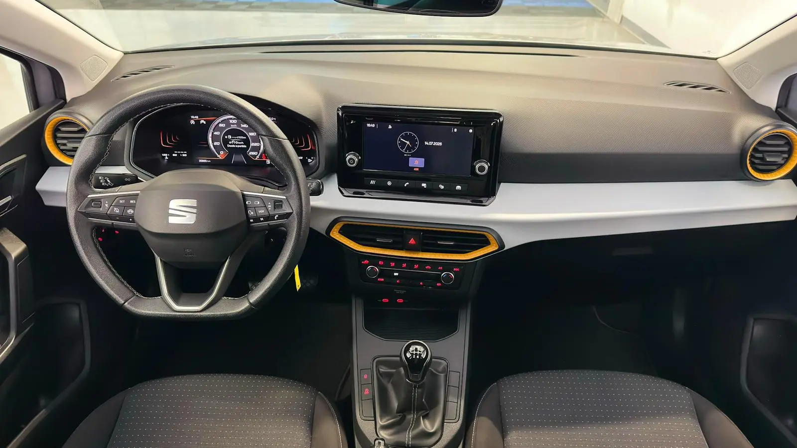 SEAT Ibiza 1.0 TSI STYLE 14