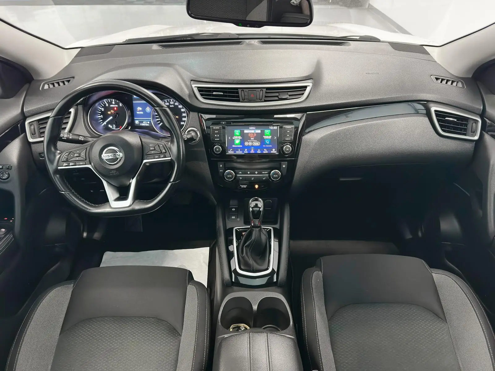 Nissan Qashqai 1.3 DIG-T N-Connecta DCT 6