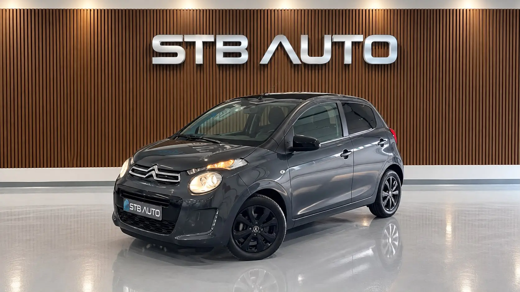 Citroen C1 Airscape 1.0 VTi Shine 1